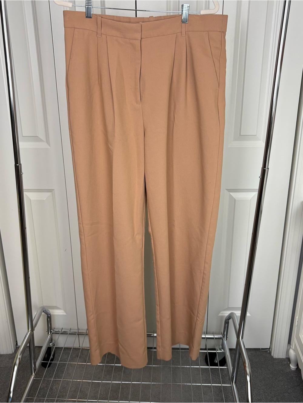 Abercrombie & Fitch Wide Leg Pleated Tan Pants